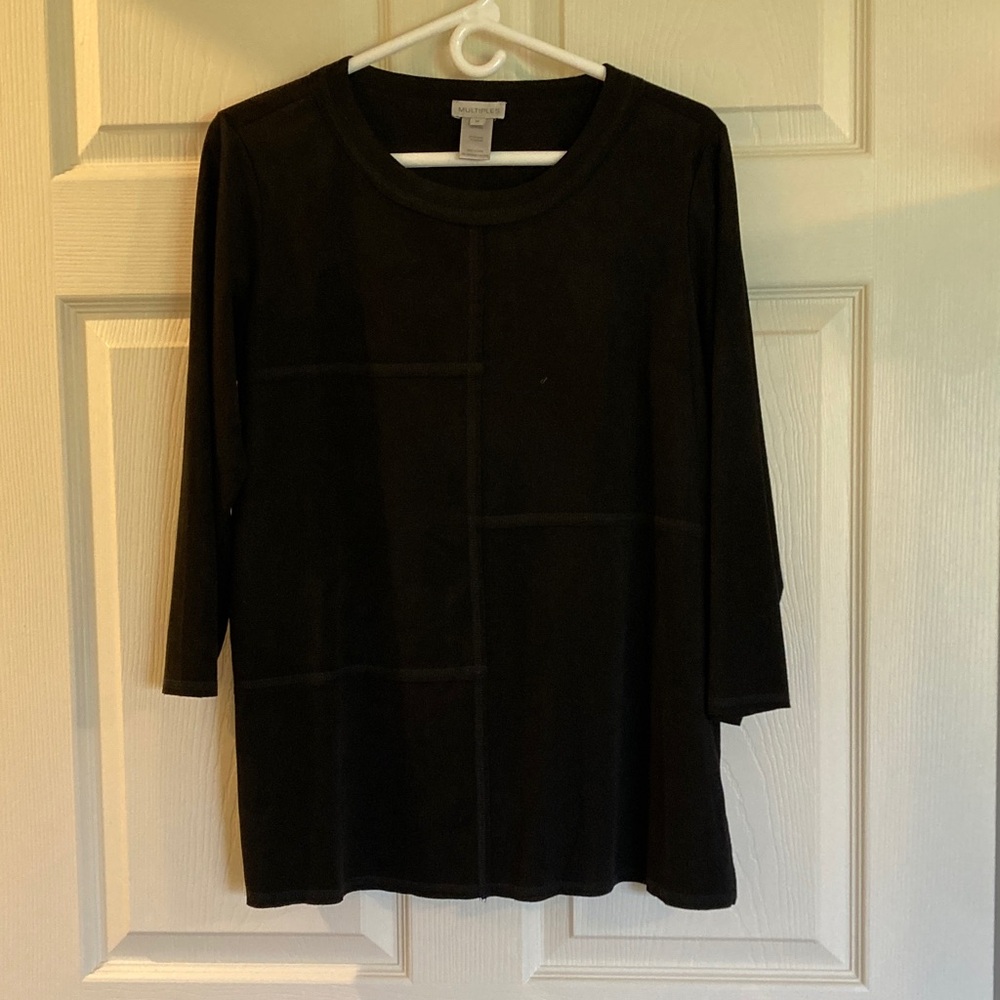 Multiples tunic, 3/4 sleeve, velvet feel, like new szM